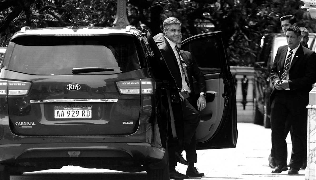 Para no chocar con Milei, Jorge Macri evalúa desdoblar las elecciones en Capital Federal