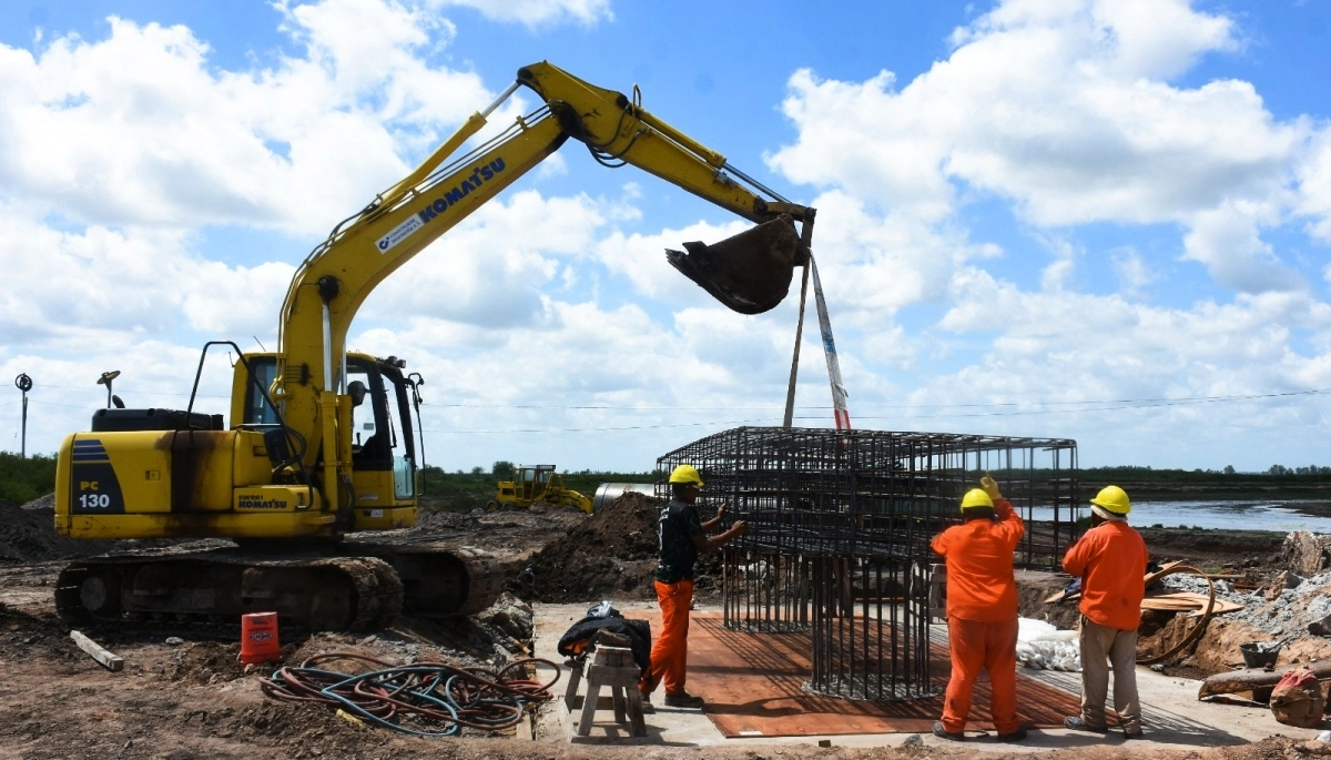 Provincia avanza con las obras de nuevos los puentes en la Cuenca del Río Salado