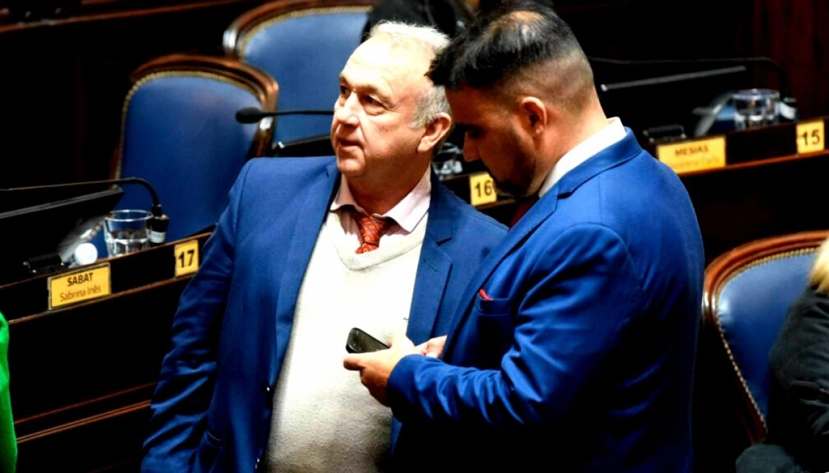 Libertarios dialoguistas presionan a Kicillof y piden desdoblamiento de elecciones en la Provincia