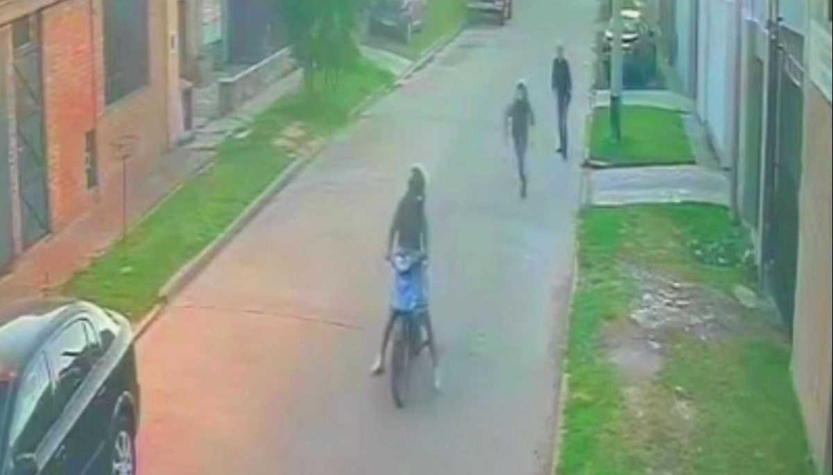 Inseguridad en La Plata: se resistió al ataque de motochorros que lo intentaron asaltar de "boquilla"