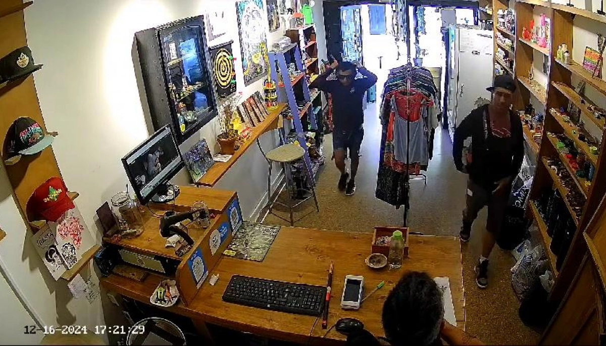 Robo e intento de asesinato en CABA: durante el feroz ataque le arrancó una rasta y con ella lo quiso ahorcar