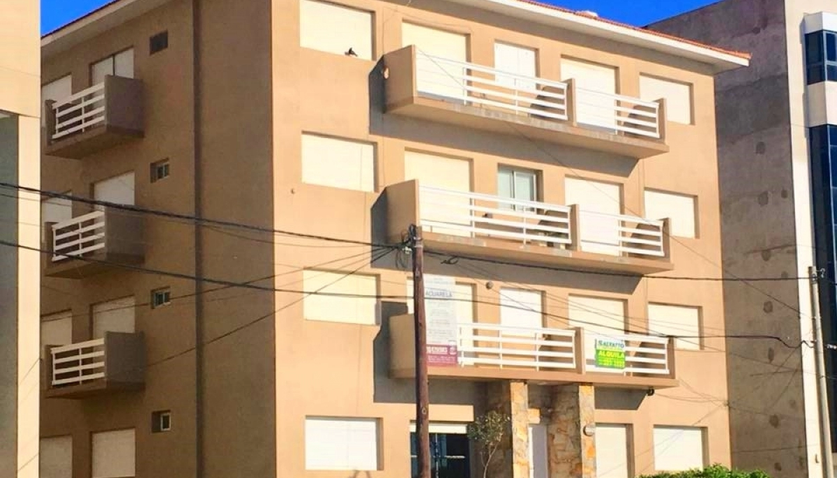 Llamen a Eliseo: excremento, orines y amenazas de muerte entre vecinos en un edificio de Mar del Plata