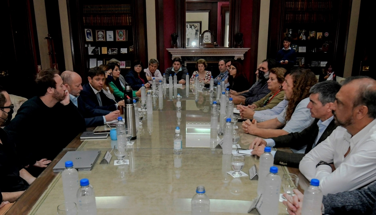 Estatales le meten presión a Kicillof y exigen la reapertura de las paritarias