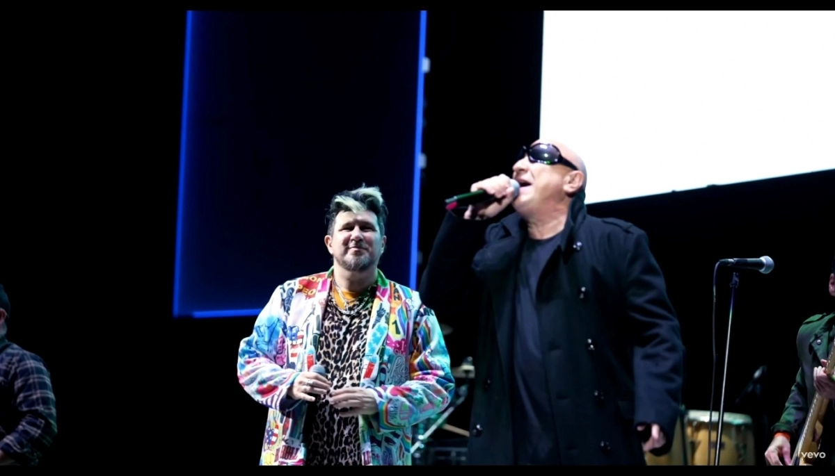 La Mosca lanzó una nueva versión del clásico “Yo te quiero dar” con Los Auténticos Decadentes