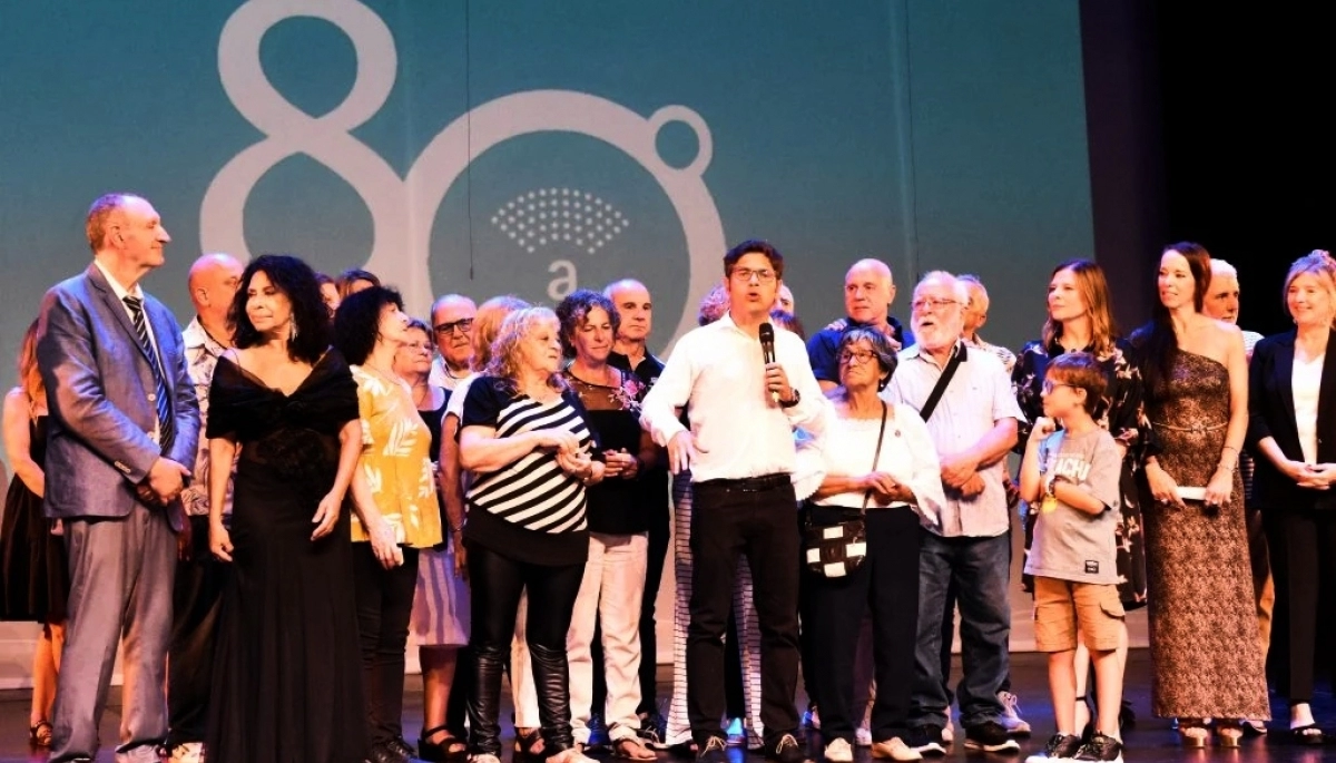 Con una mega fiesta cultural y la presencia de Kicillof, el Teatro de Mar del Plata festejó sus 80 años