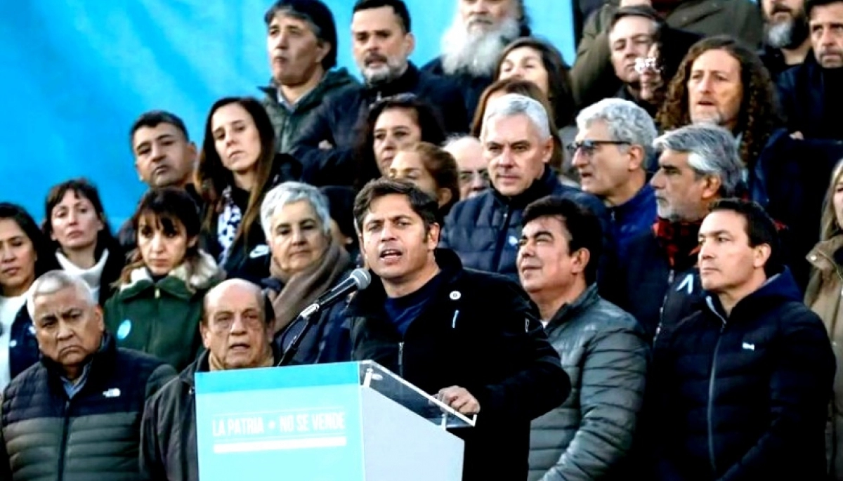 Kicillof reúne a su tropa por primera vez en 2025 y realizará un plenario de militancia en Mar del Plata