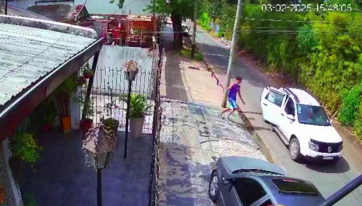 Conurbano descontrolado: menores le robaron la camioneta en Morón y la halló desarmada en Merlo
