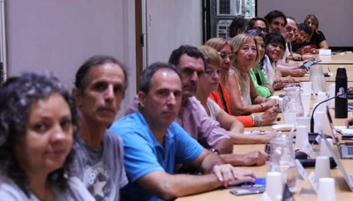 Paritarias docentes: Provincia no ofertó pero prometieron otra reunión antes de la vuelta a clases