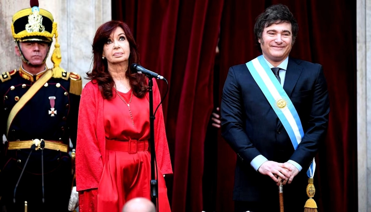 Cristina Kirchner redobló la apuesta contra Milei y lo asemejó con un “político de la casta”