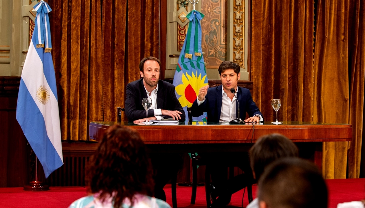 A lo Milei: un informe asegura que Kicillof ajustó a la Provincia en áreas como el salario y jubilaciones