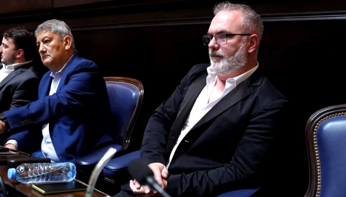 Diputado libertario denunció a Kicillof por “malversación de fondos” y “abuso de autoridad”