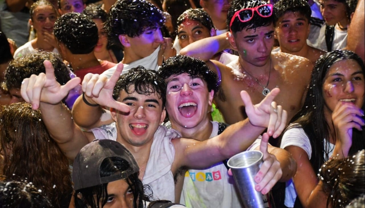Con mucha concurrencia de público se realizaron las dos noches del Carnaval 2025 en Saladillo