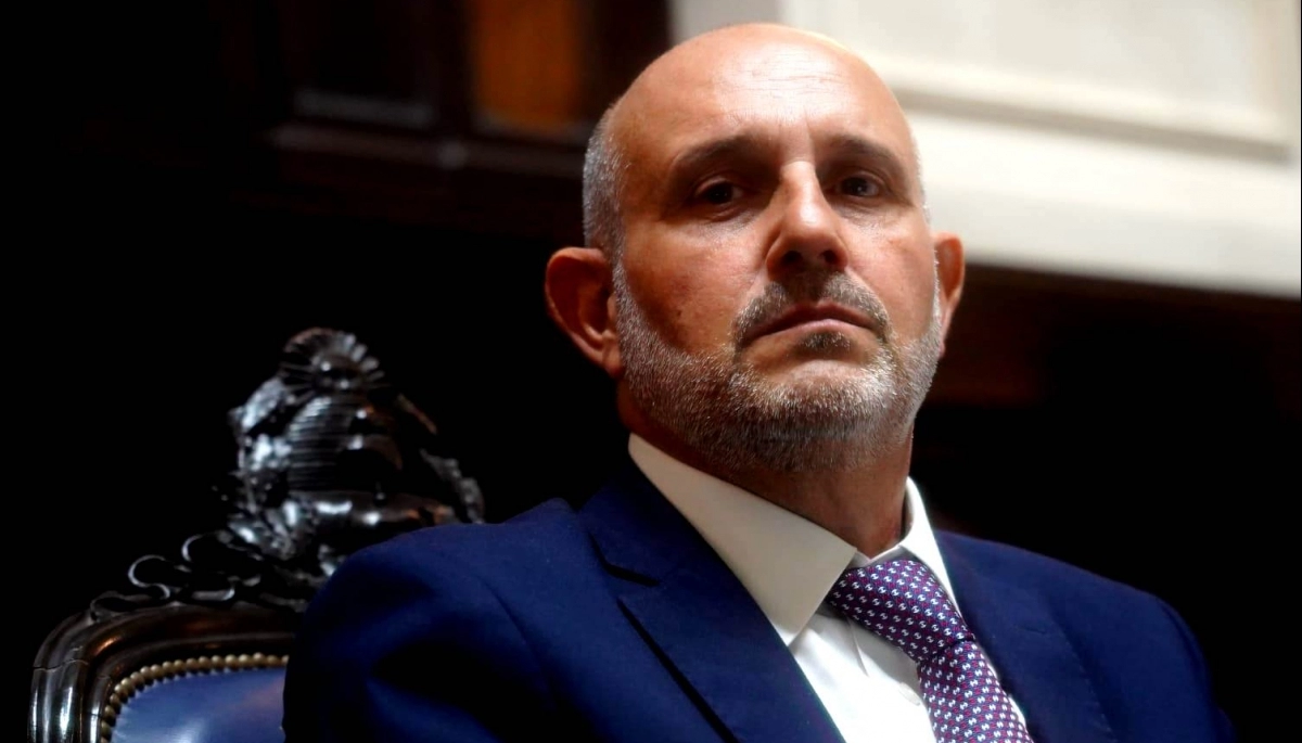 El massismo presiona a Kicillof para que se defina por la eliminación de las PASO en la Provincia