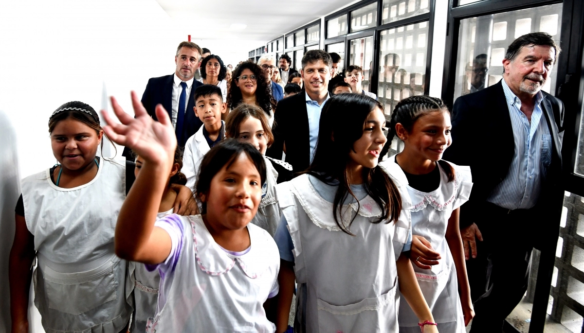 Kicillof dio inicio al ciclo lectivo 2025 en Pilar y sacó pecho por las políticas en educación