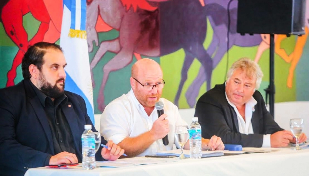 Walter Wischnivetzky inauguró el Período Legislativo de Mar Chiquita: ejes en salud, seguridad y educación