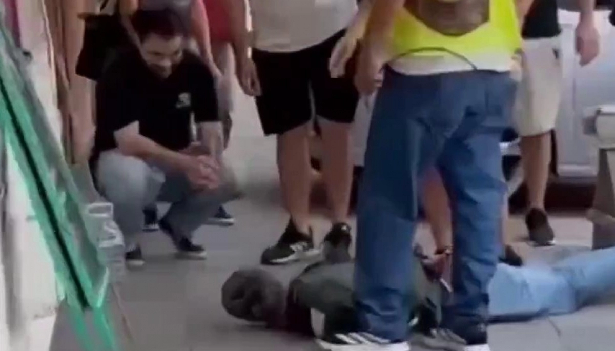 Inseguridad en Morón: vecinos atraparon a presunto arrebatador, lo ataron y entregaron a la policía