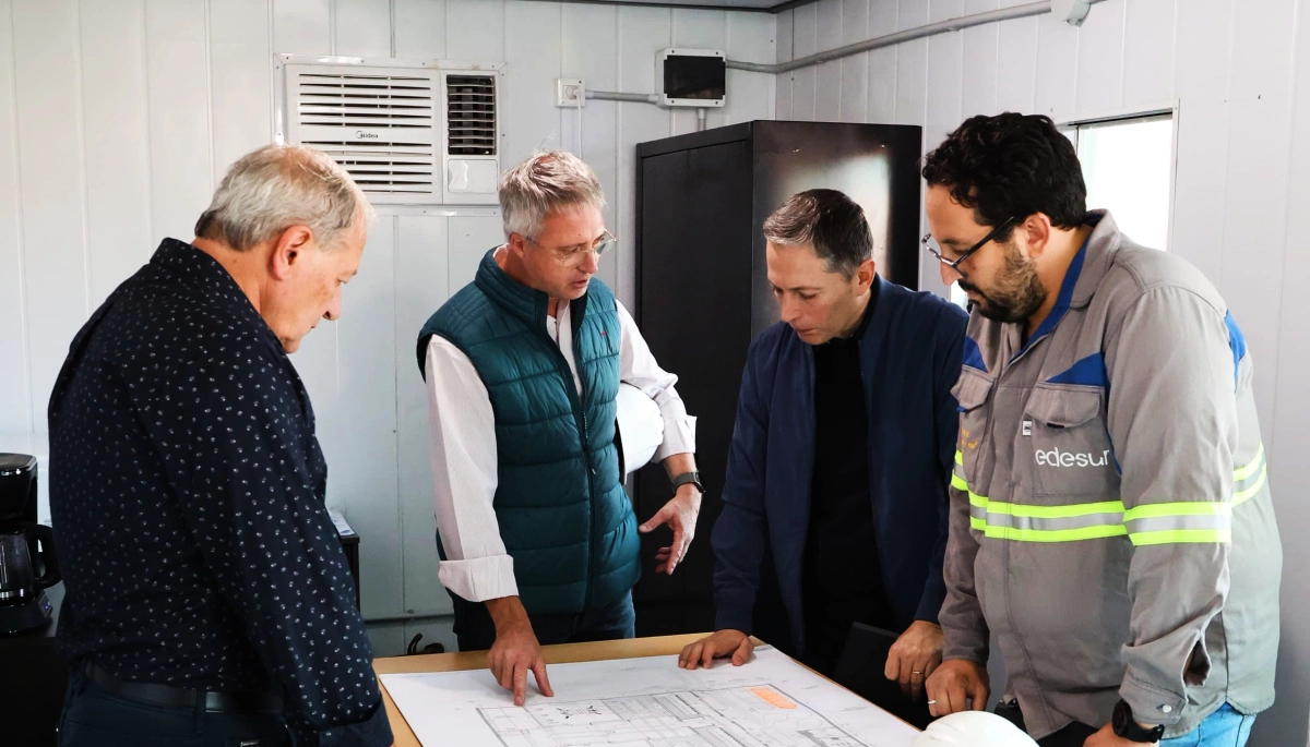Fernando Gray recorrió las obras de la subestación transformadora de energía eléctrica en Esteban Echeverría