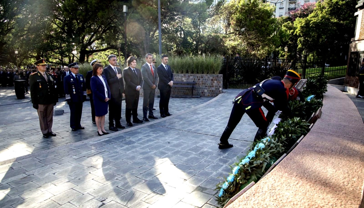 Junto a Milei, Jorge Macri rindió homenaje a los veteranos y caídos en la Guerra de Malvinas