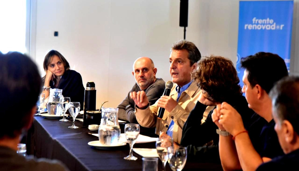 Massa llamó a contribuir a la unidad: "El momento amerita que no haya vanidades, egos, ni caprichos”