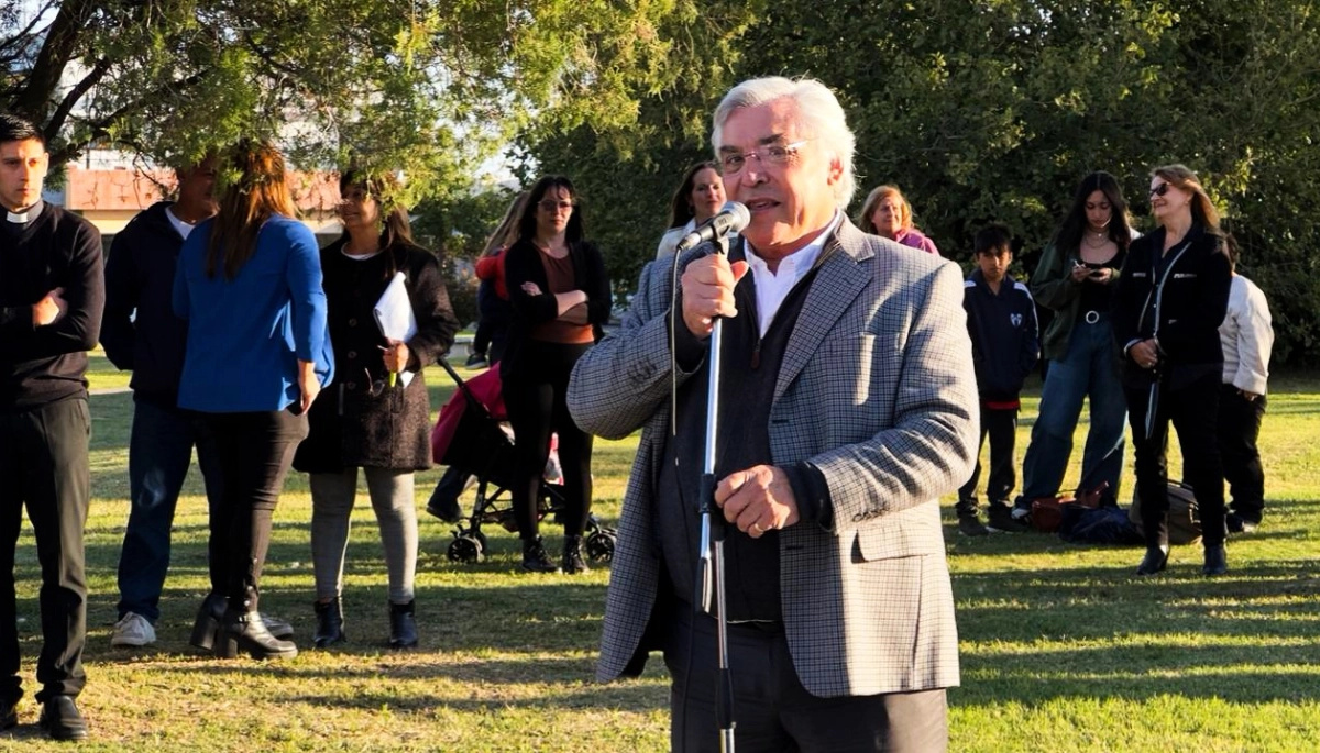 General Villegas: Alegre encabezó el acto por el 120º aniversario de Emilio V. Bunge