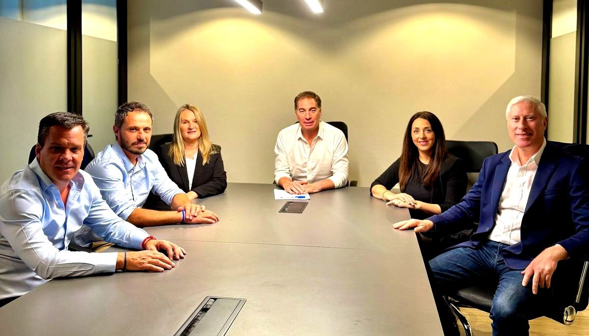 Santilli se reunió con Quintero Chasman para diagramar la fusión del Pro con LLA en Provincia