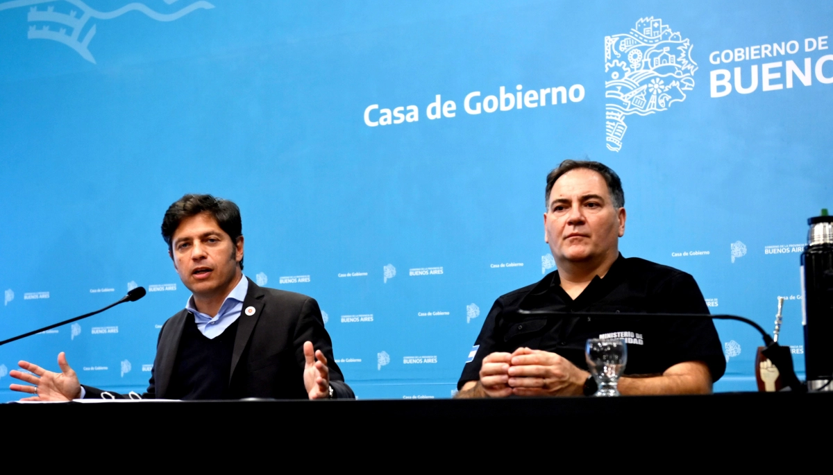 En La Plata, Kicillof reunió a intendentes opositores y oficialistas para firmar el Fondo de Fortalecimiento de la Seguridad