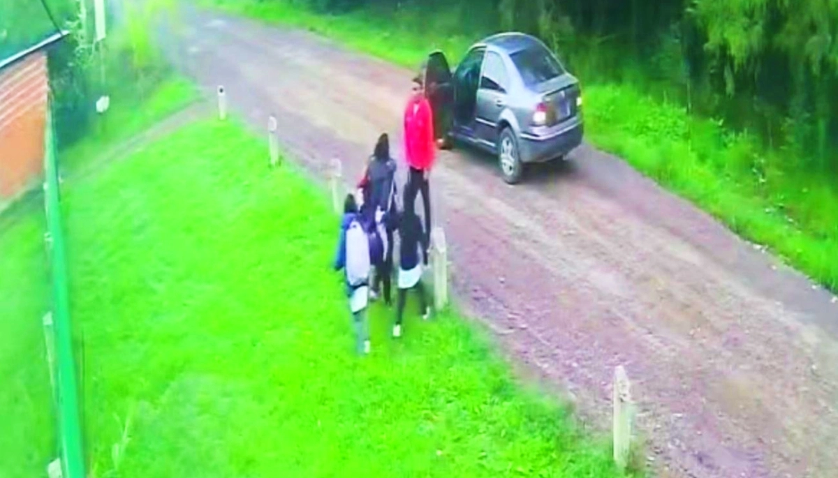 Inseguridad en Moreno: niños iban al colegio y la madre los protegió durante un asalto callejero