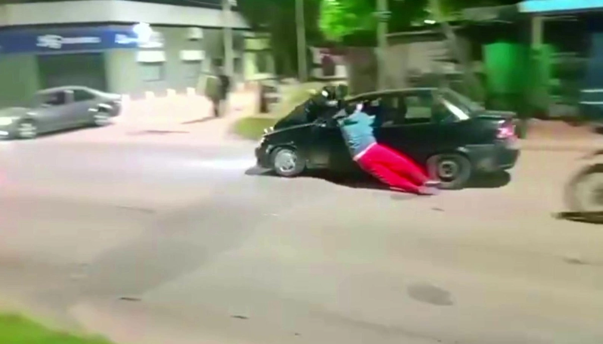 En Florencio Varela un automovilista atropelló a vecinos que protestaban por los cortes de luz