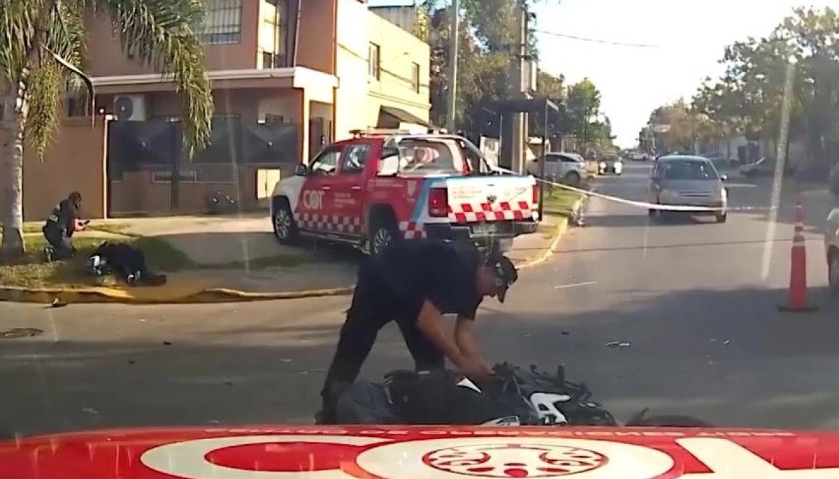 Don Torcuato: un motoquero resultó herido luego de un tremendo choque con un automóvil