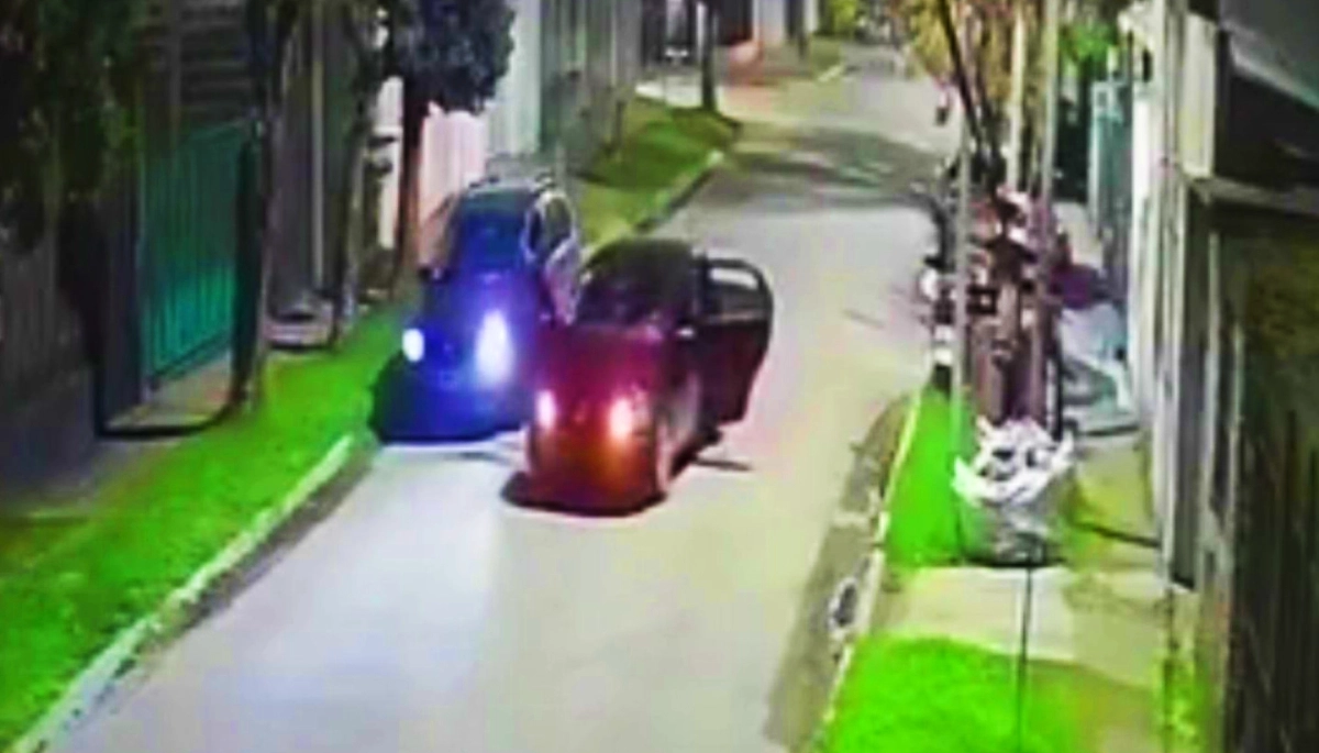 Merlo: peligrosa banda armada le cruzó el vehículo y lo dejó a pie