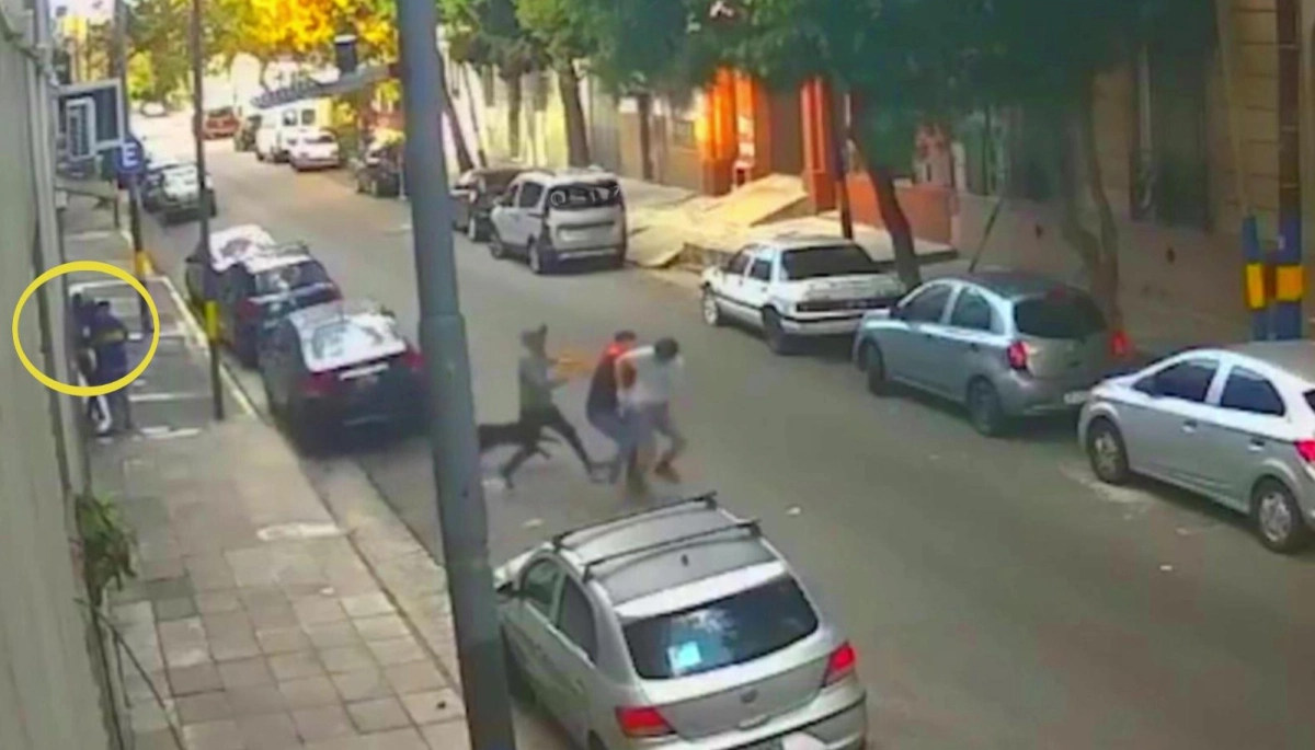 Violencia extrema en CABA: rodearon, encañonaron y golpearon a turistas durante un brutal asalto