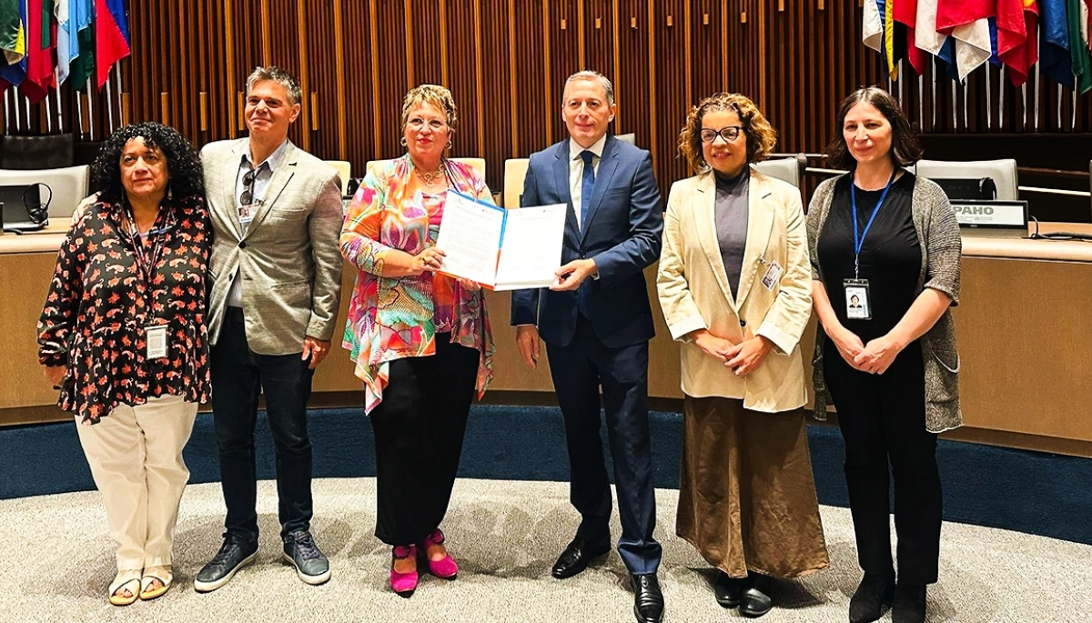 Gray se reunió con autoridades de la Organización Panamericana de la Salud en Washington D.C