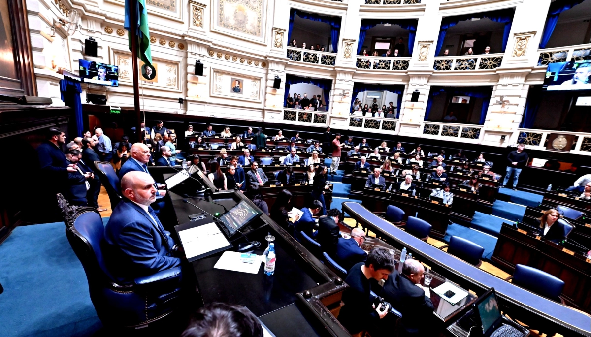 En sesión doble, Diputados y Senadores bonaerenses aprobaron el nuevo cronograma electoral