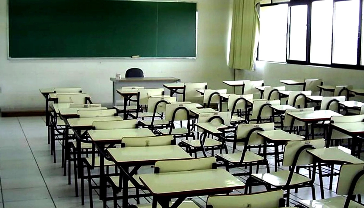 Pese al rechazo y al paro anunciado por la FEB, el gobierno de Kicillof cerró el acuerdo salarial docente