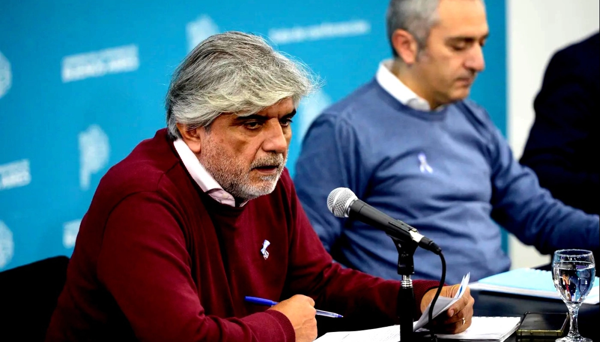 El gobierno de Kicillof anticipó que descontará el día a los docentes de la FEB por el paro