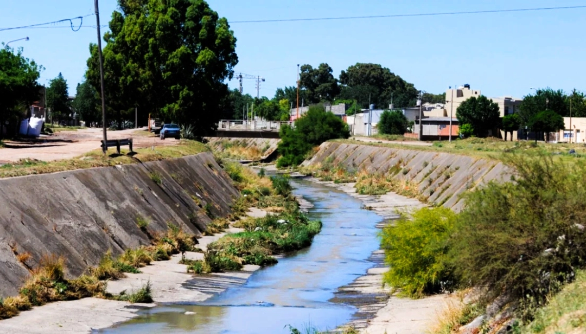 Provincia y Bahía Blanca invierten más de $100.000 millones para la remodelación del canal Maldonado