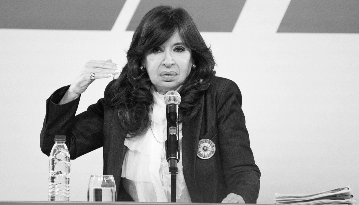 Cristina, una cumbre secreta con cuatro intendentes y rumores de acercamientos a Kicillof