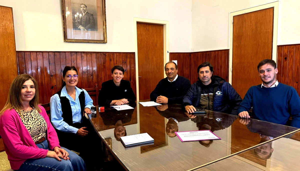 En Chaves, firmaron un nuevo convenio que garantiza el acceso gratuito a anteojos para niños