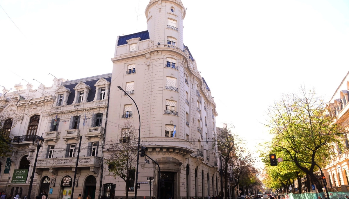 Kicillof y Alak inauguraron las remodelaciones del edificio del Ente Municipal de La Plata