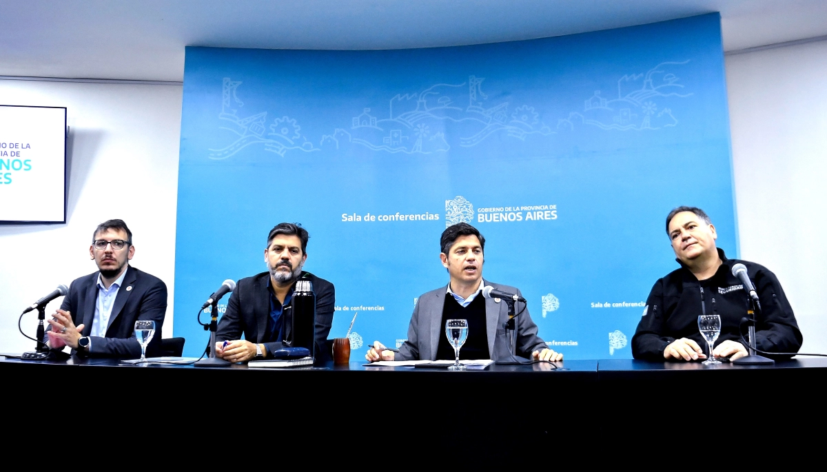 Kicillof reclamará a Milei un millonario fondo para obras: lo culpó por las inundaciones en Provincia