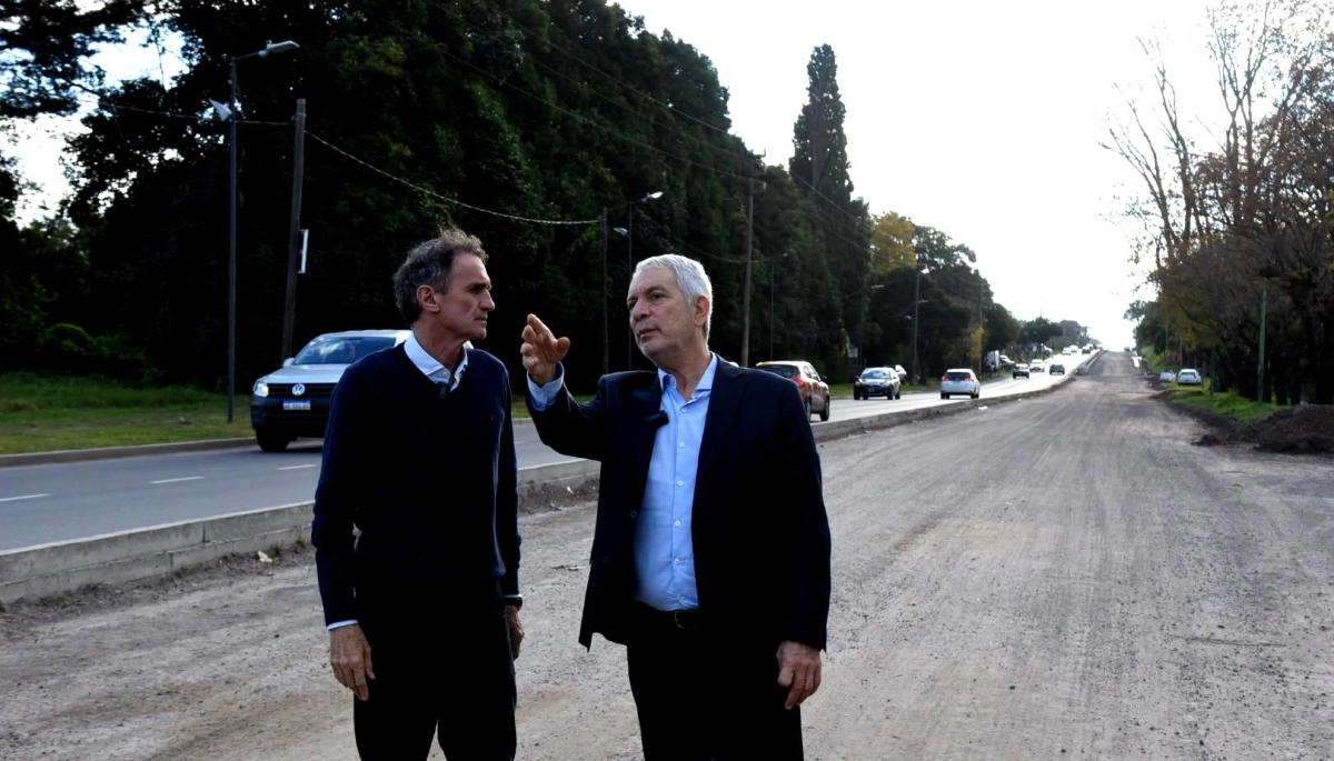 La Plata se renueva: Alak y Katopodis firmaron acuerdos para pavimentación y bacheo
