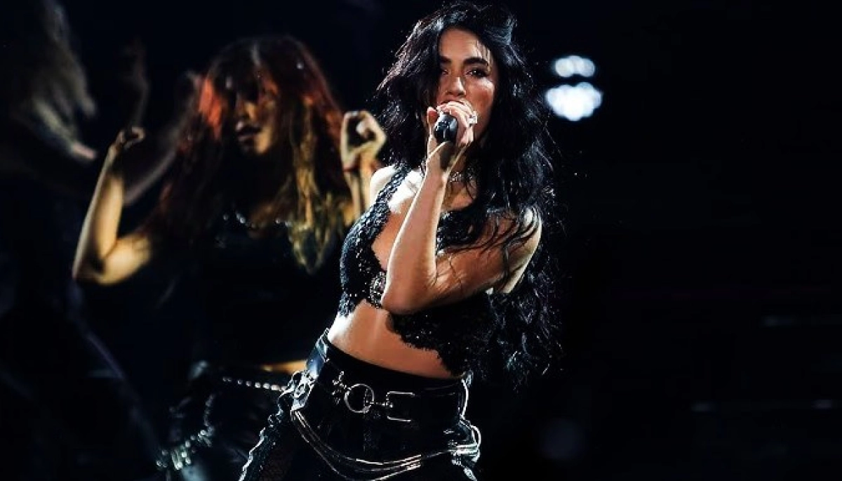 Lali explotó Vélez: bajó con el público, tocó “Fanático” a todo dar y le dejó un mensaje a Milei