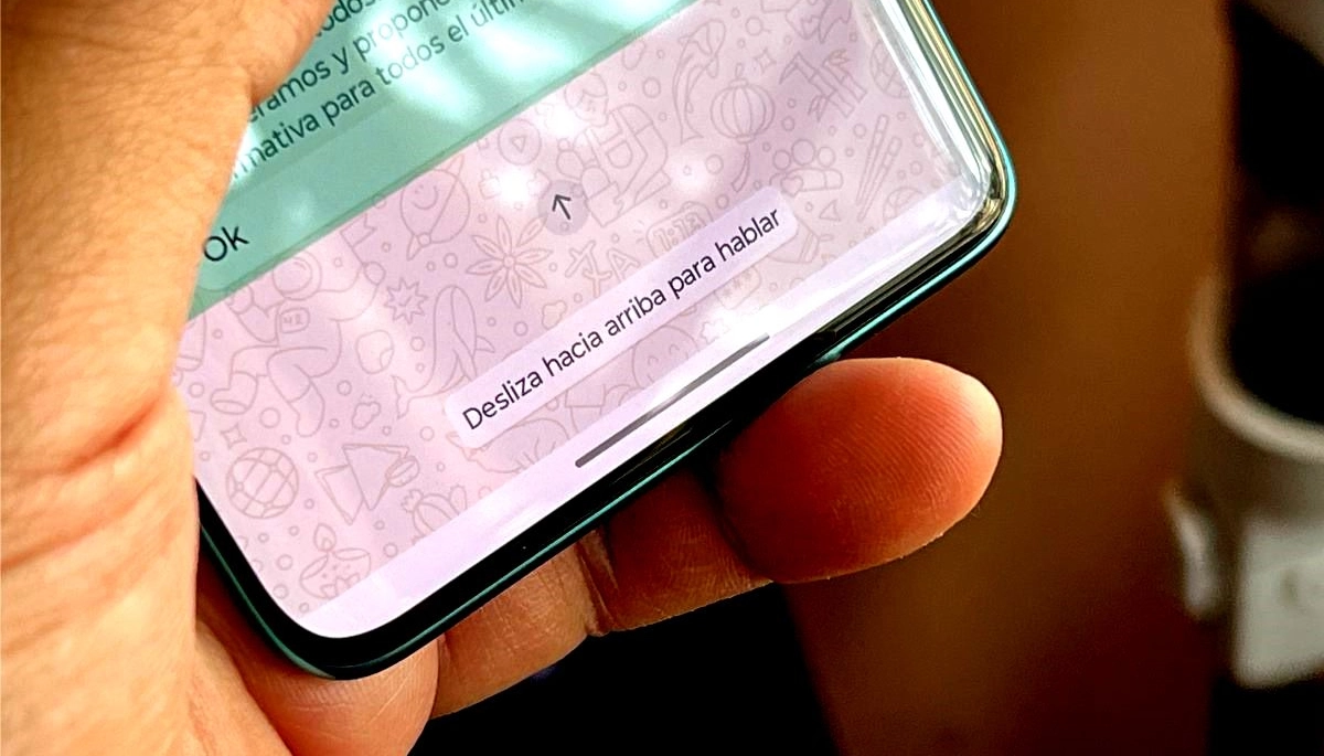 WhatsApp revoluciona la app con el nuevo modo walkie-talkie para los chats grupales