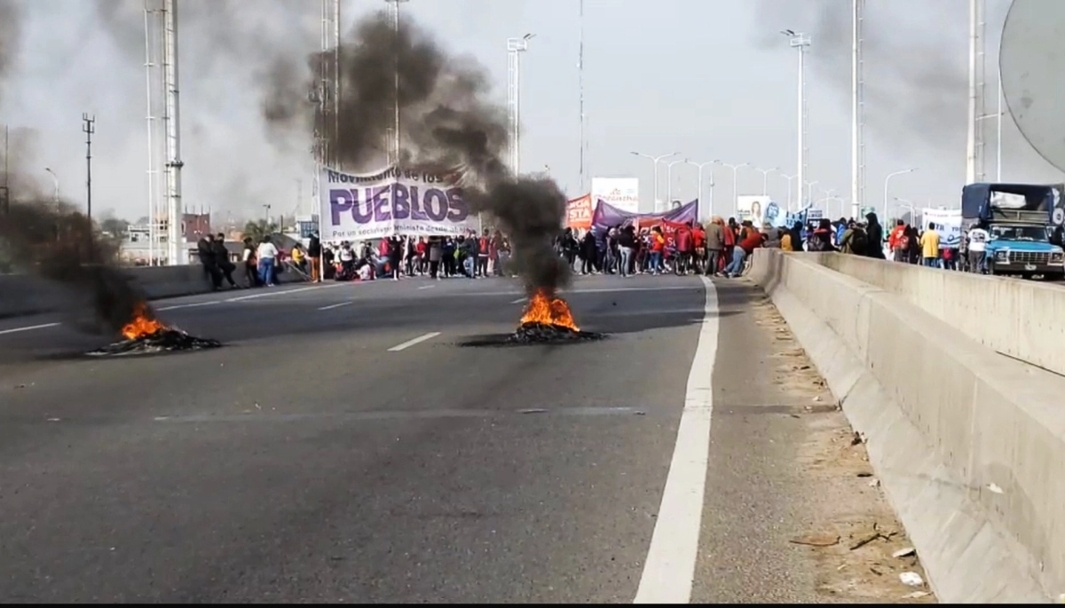 “Si no pueden resolverlo, nos ocupamos”: feroz cruce entre Alonso y Bullrich por el corte en Puente La Noria