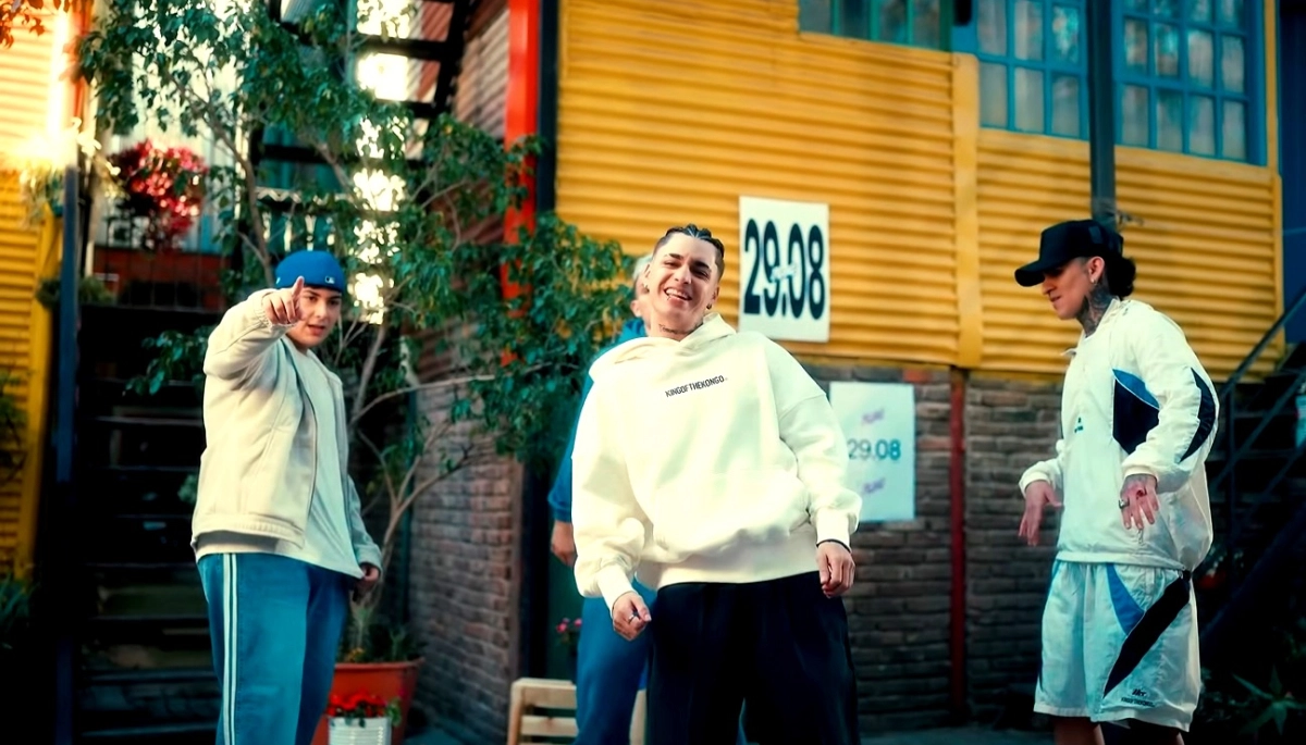 El dúo Roze lanzó la versión cumbia de "Tu Jardín con Enanitos" y rompió en redes