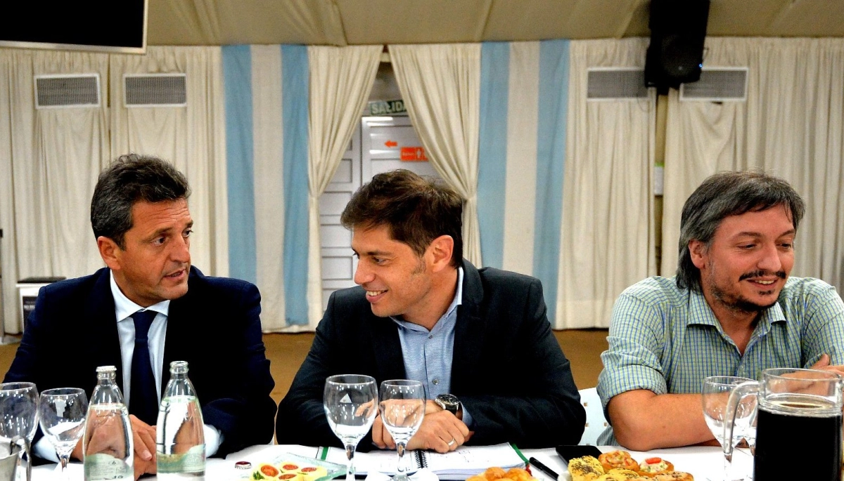 El peronismo kirchnerista logró la unidad: el espacio de Kicillof, Máximo y Massa se llamará "Fuerza Patria"