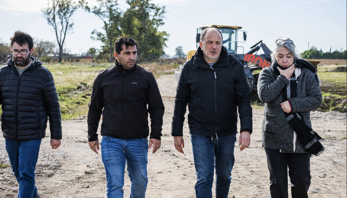 Acceso a terrenos: Pablo Garate recorrió los avances del loteo del Plan Joven de Tres Arroyos