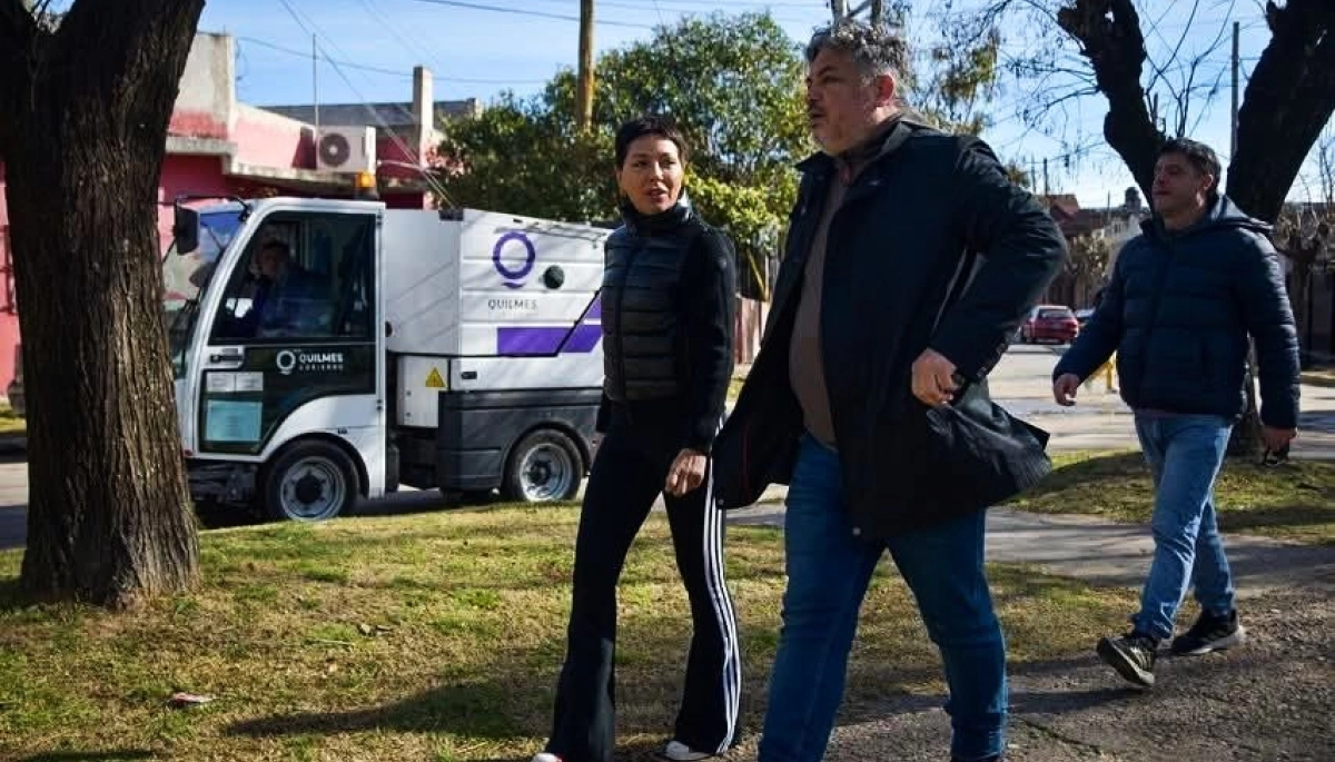 Mayra Mendoza supervisó un operativo de limpieza: “Mantener limpia a Quilmes es nuestro compromiso”