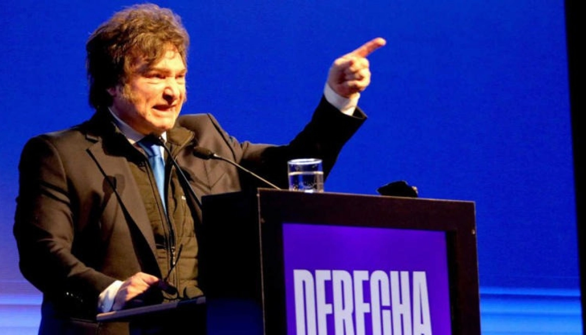 Milei agita la campaña bonaerense y advirtió: “Podría ser el fin del kirchnerismo”