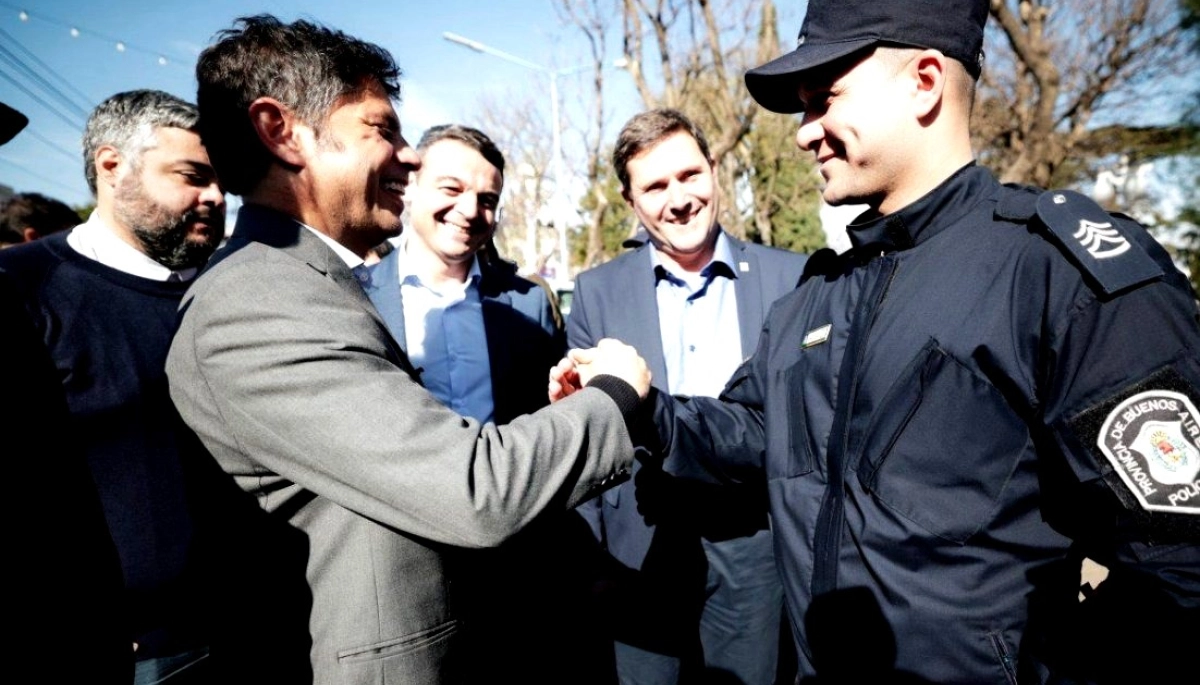 Kicillof cruzó la grieta y se mostró con tres intendentes opositores de la Segunda Sección